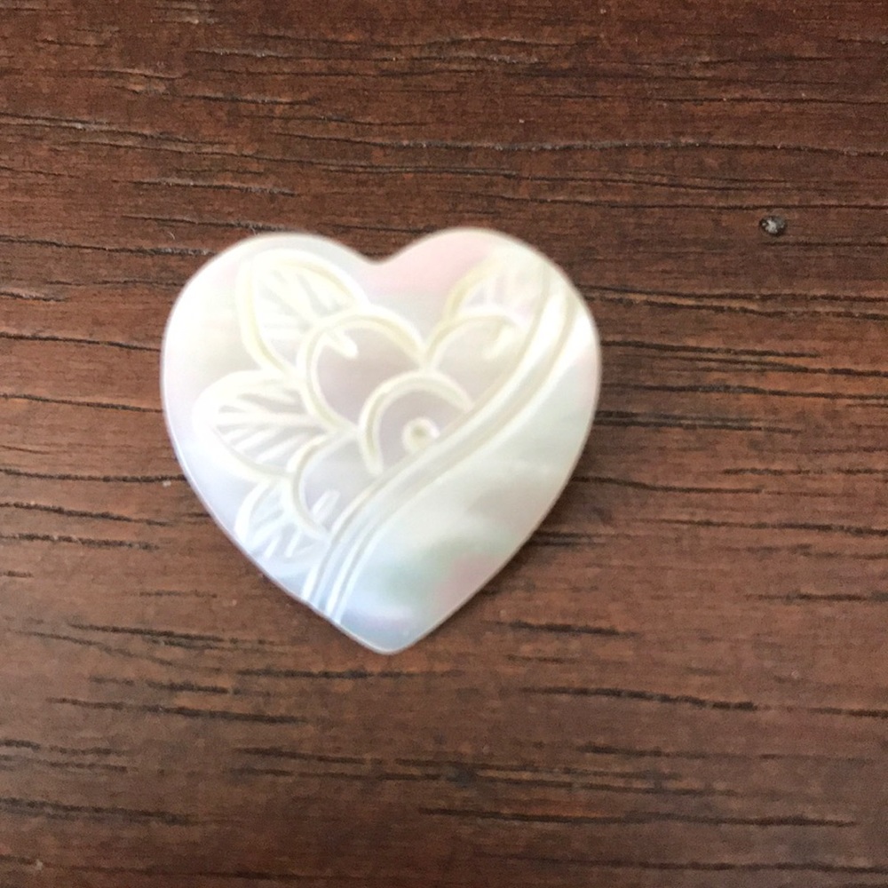 Mother of pearl carved detail heart shaped pin